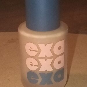 MAC Cosmetics Foundation with Blue Top